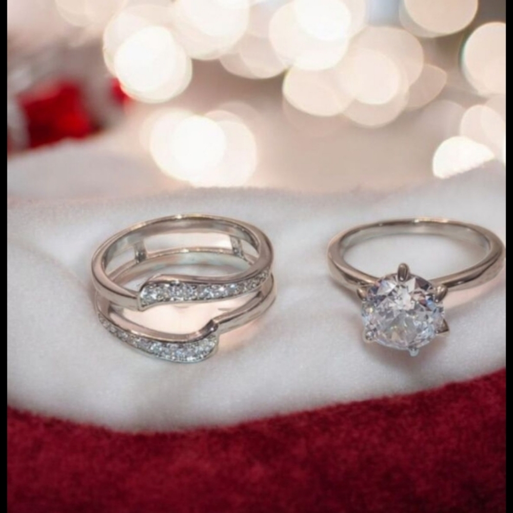 2pc.Set Halo Diamond Ring - Picture 5 of 17